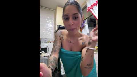 Media: charlotte_stevenss_ Stripchat 2024-11-28 20:54:00
