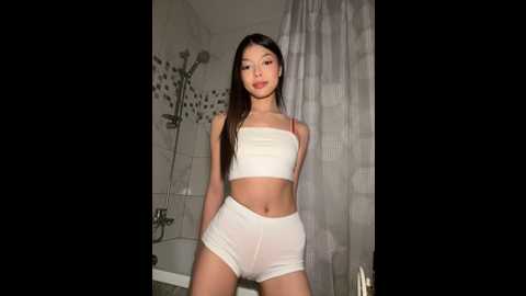 Media: desiredhoney Stripchat 2024-11-28 18:20:00