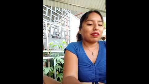 Media: karol_kamila19 Stripchat 2024-11-28 17:03:00