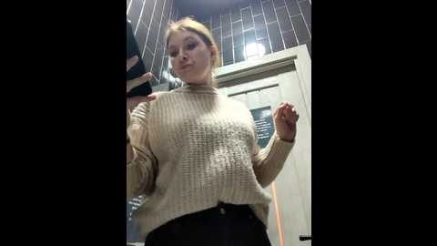 Media: morphine_666 Stripchat 2024-11-28 07:16:00