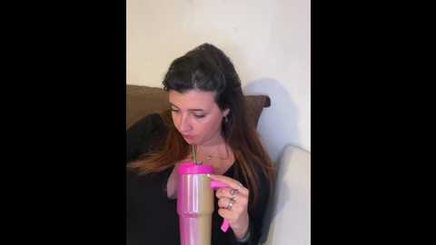 Media: novababy18 Stripchat 2024-11-28 01:35:00