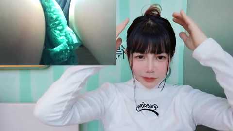 Media: smile_love520 Stripchat 2024-11-28 08:14:00