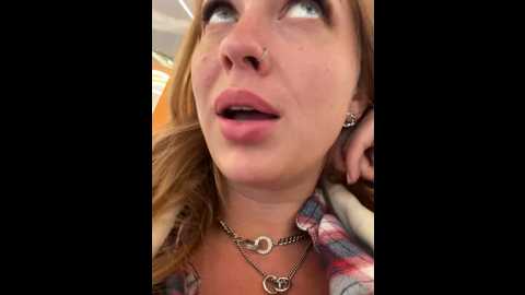 Media: sweet___emily Stripchat 2024-11-28 14:19:00