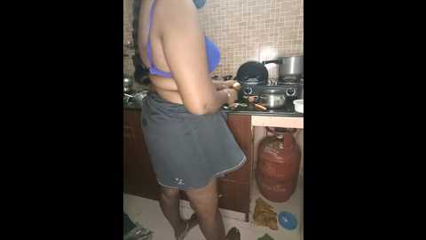 Media: tamil_hotwife Stripchat 2024-11-28 06:13:00
