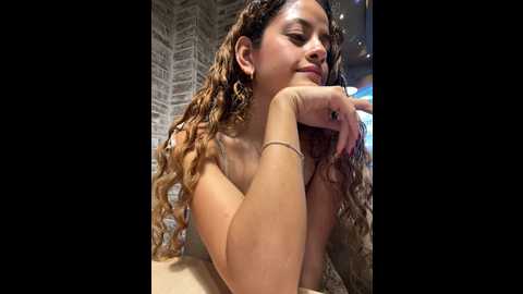 Media: alana15 Stripchat 2024-11-29 21:26:00