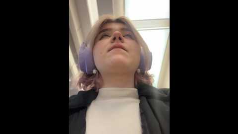Media: baby__naughty Stripchat 2024-11-29 14:25:00