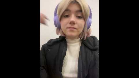 Media: baby__naughty Stripchat 2024-11-29 16:28:00