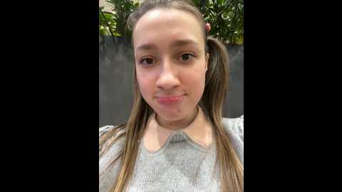 Media: lia__love Stripchat 2024-11-29 15:25:00