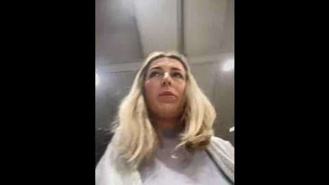 Media: mommmyyummy Stripchat 2024-11-29 12:36:00