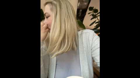 Media: mommmyyummy Stripchat 2024-11-29 13:24:00