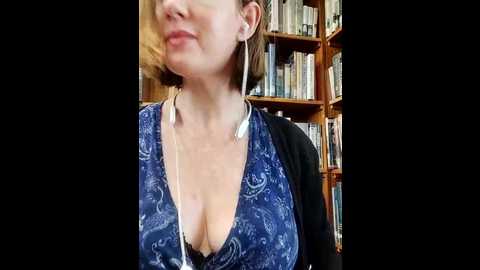 Media: topsywilde Stripchat 2024-11-29 11:37:00