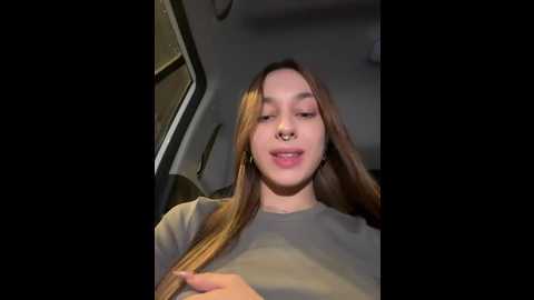 Media: cherry____pie Stripchat 2024-11-30 16:40:00
