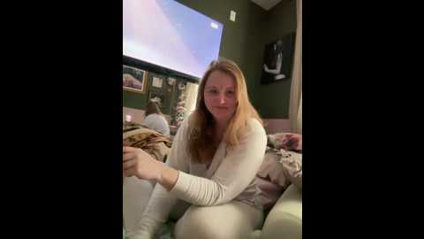 Media: gingersnap33 Stripchat 2024-11-30 21:29:00