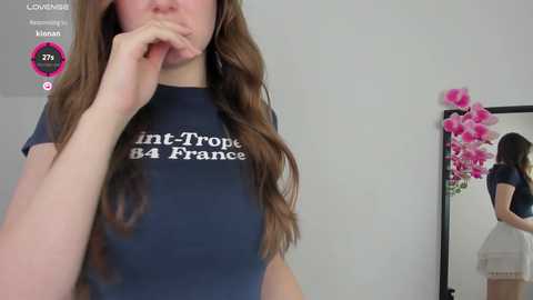 Media: lilly_colins Stripchat 2024-11-30 18:37:00
