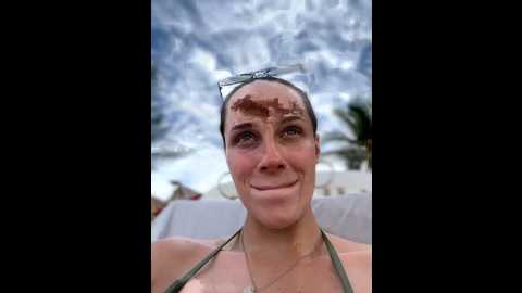 Media: maya_bay Stripchat 2024-11-30 09:13:00