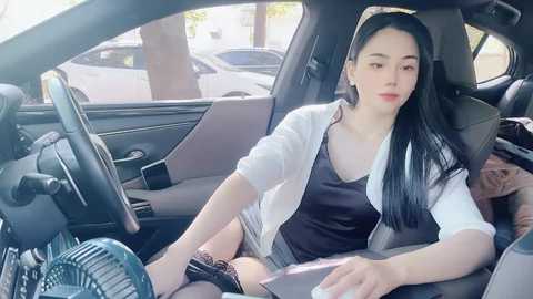 Media: orla2021 Stripchat 2024-11-30 04:07:00