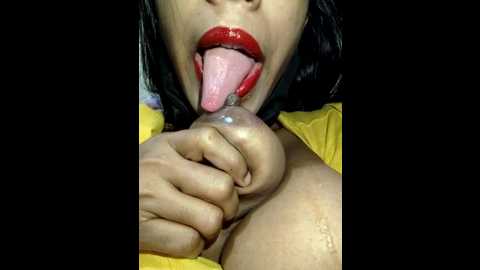 Media: roohi_sexy Stripchat 2024-11-30 09:05:00