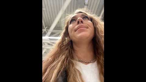 Media: sweet___emily Stripchat 2024-11-30 16:39:00