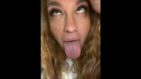 Media: sweet___emily Stripchat 2024-11-30 17:32:00