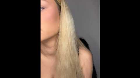 Media: sweetalice18 Stripchat 2024-11-30 16:16:00