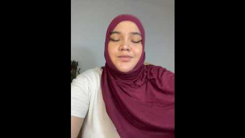 Media: sweetmuslim01 Stripchat 2024-11-30 02:03:00
