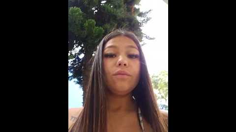 Media: alyshanon18 Stripchat 2024-12-01 20:51:00