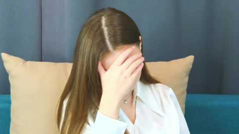 Media: amy_beach Stripchat 2024-12-01 18:43:00