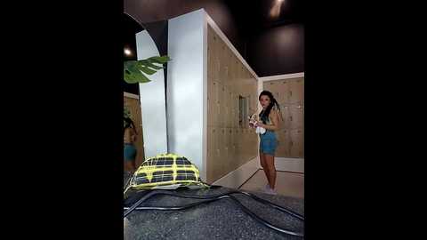 Media: izabella_bella Stripchat 2024-12-01 08:37:00
