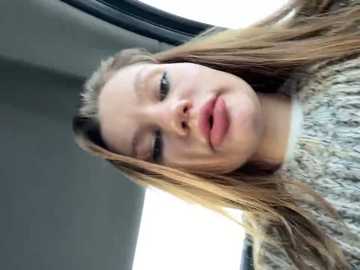 Media: justmila Stripchat 2024-12-01 13:02:00