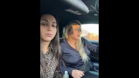 Media: keep_us_wild Stripchat 2024-12-01 06:04:00
