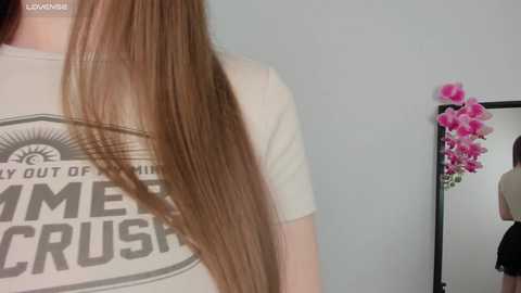 Media: lilly_colins Stripchat 2024-12-01 14:32:00