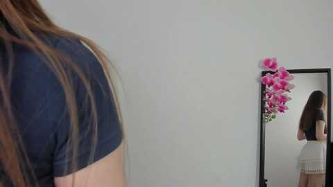 Media: lilly_colins Stripchat 2024-12-01 18:24:00