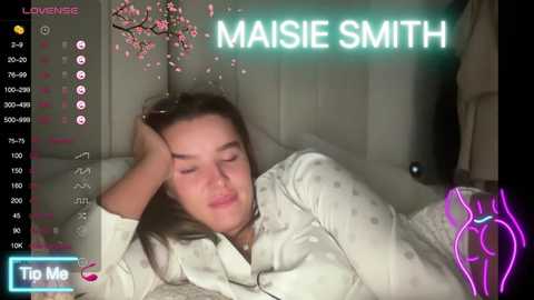 Media: maisie_smith Stripchat 2024-12-01 15:26:00