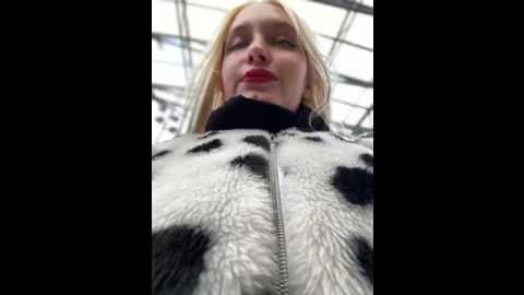 Media: milkyy_wway Stripchat 2024-12-01 11:18:00