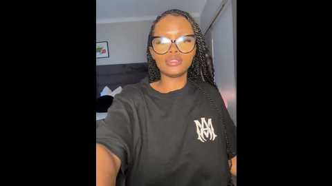 Media: neelo_smith Stripchat 2024-12-01 09:42:00