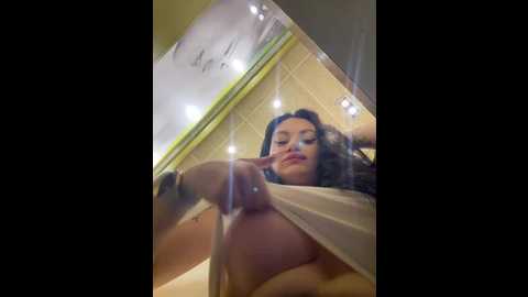 Media: wet__bunny Stripchat 2024-12-01 07:54:00