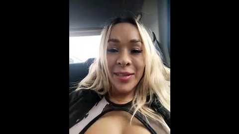 Media: amywillss Stripchat 2024-12-02 19:42:00