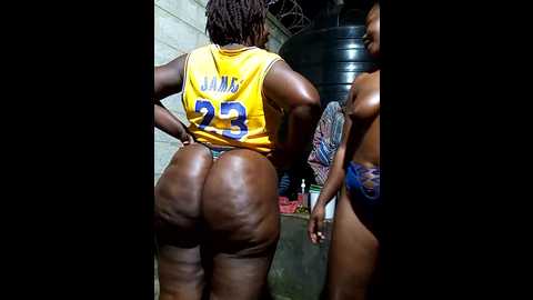 Media: broan_me Stripchat 2024-12-02 16:50:00