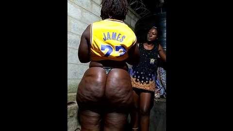 Media: broan_me Stripchat 2024-12-02 17:51:00