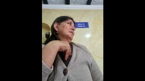 Media: emma_tour Stripchat 2024-12-02 20:20:00