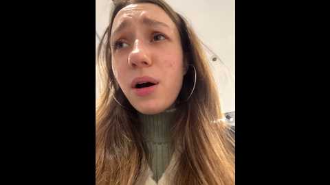 Media: lia__love Stripchat 2024-12-02 13:15:00