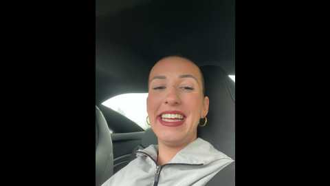 Media: lola_tentatiion Stripchat 2024-12-02 09:33:00
