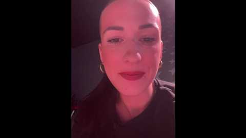 Media: lola_tentatiion Stripchat 2024-12-02 10:03:00