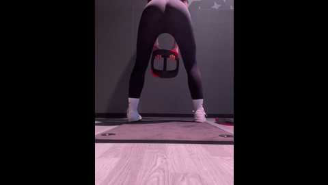 Media: lola_tentatiion Stripchat 2024-12-02 10:24:00