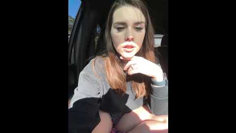 Media: maggymayi Stripchat 2024-12-02 16:55:00