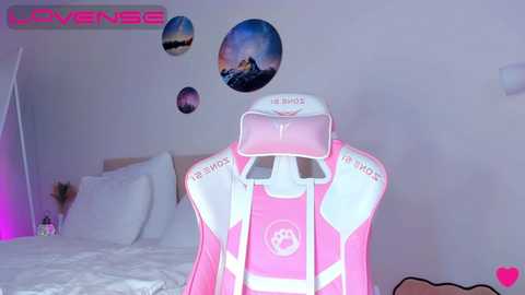 Media: mermaid_melody Stripchat 2024-12-02 08:21:00