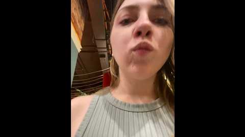 Media: sunny___bunny Stripchat 2024-12-02 15:41:00