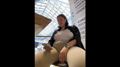 Media: suziemurray Stripchat 2024-12-02 11:17:00