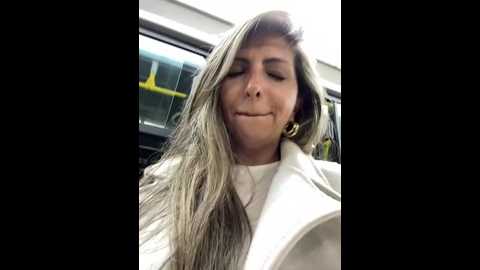 Media: _abril_office1 Stripchat 2024-12-03 00:56:00