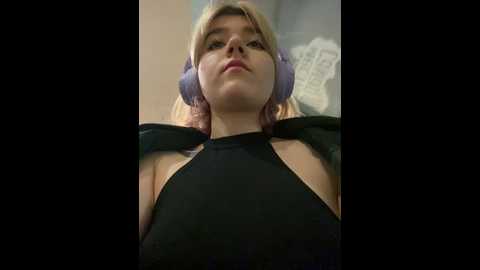 Media: baby__naughty Stripchat 2024-12-03 15:52:00